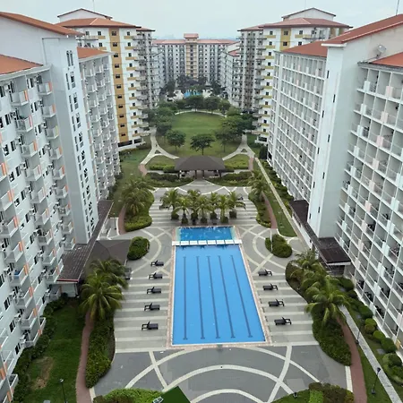 Bella Athena City Nest